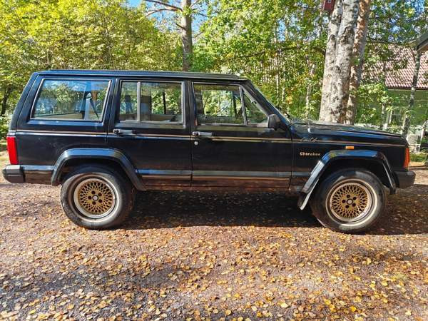 Jeep Cherokee Helsinki - изображение 4