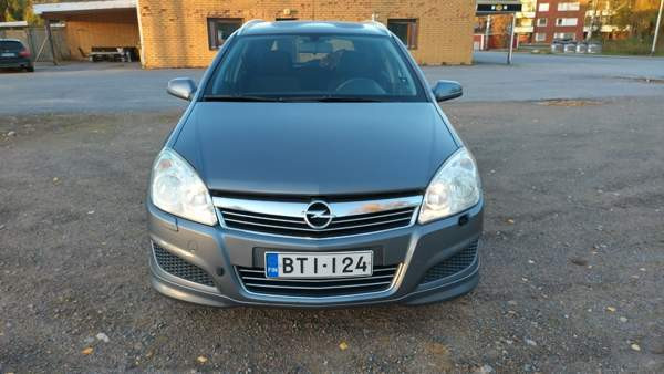 Opel Astra Tampere - valokuva 4