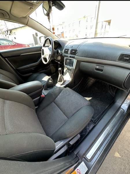 Toyota Avensis Joensuu - valokuva 6