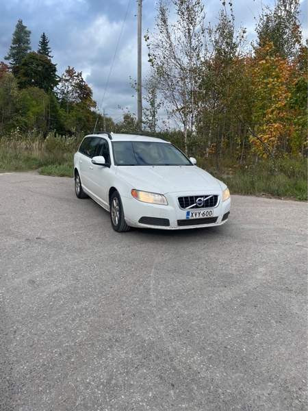 Volvo V70 Vihti - valokuva 2