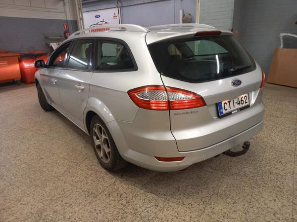Ford Mondeo Vantaa - valokuva 4