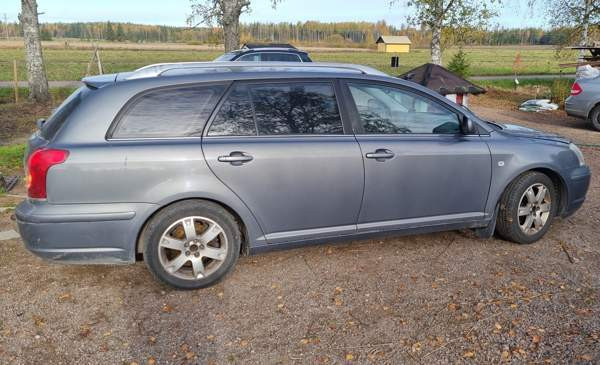 Toyota Avensis Virolahti – foto 1