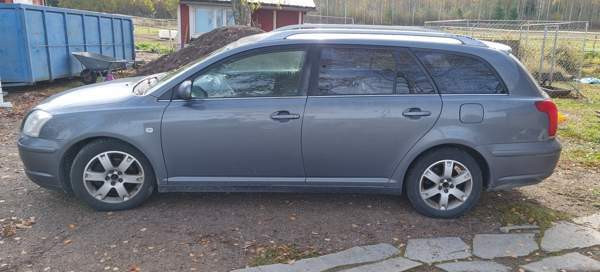 Toyota Avensis Virolahti – foto 7