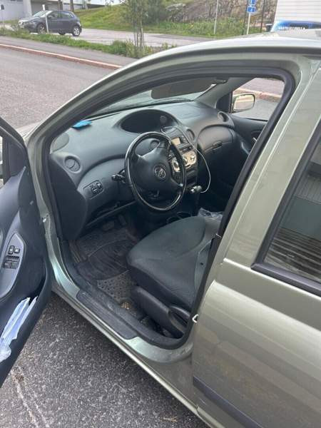 Toyota Yaris Helsinki - изображение 2