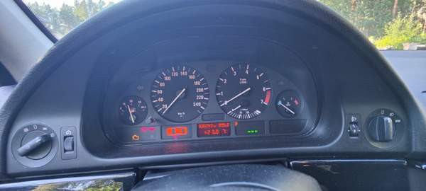 BMW 520 Йоэнсуу - изображение 3