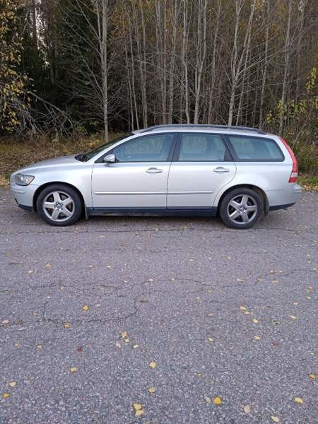 Volvo V50 Nokia - valokuva 3