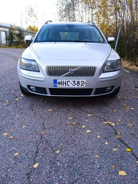 Volvo V50 Nokia - valokuva 1