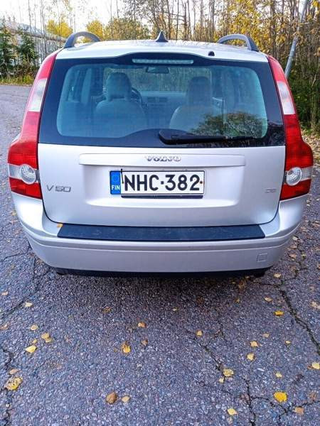 Volvo V50 Nokia - valokuva 2