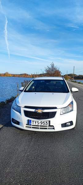 Chevrolet Cruze Sarov - valokuva 2