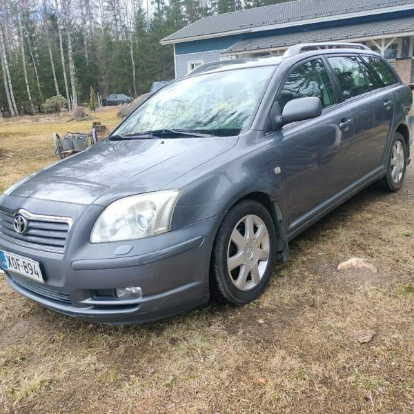 Toyota Avensis Tuusniemi - изображение 1