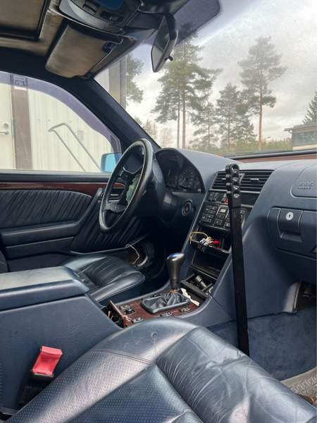 Mercedes-Benz C Порвоо - изображение 5