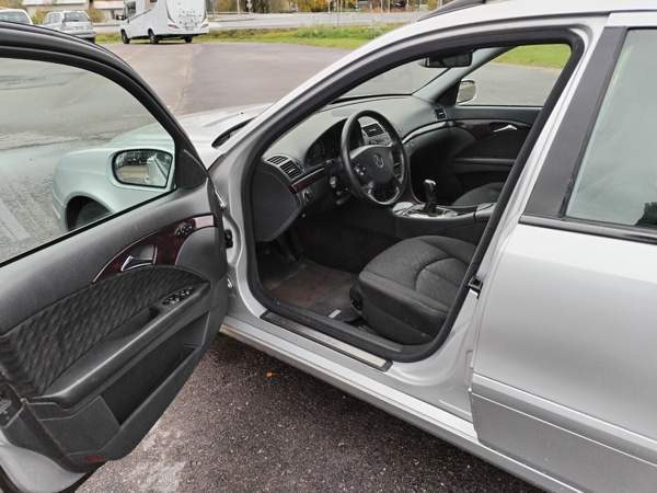 Mercedes-Benz 220 Nivala - изображение 5