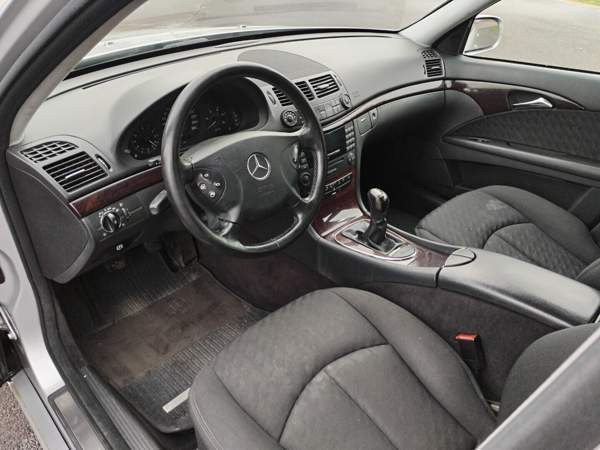 Mercedes-Benz 220 Nivala - изображение 6