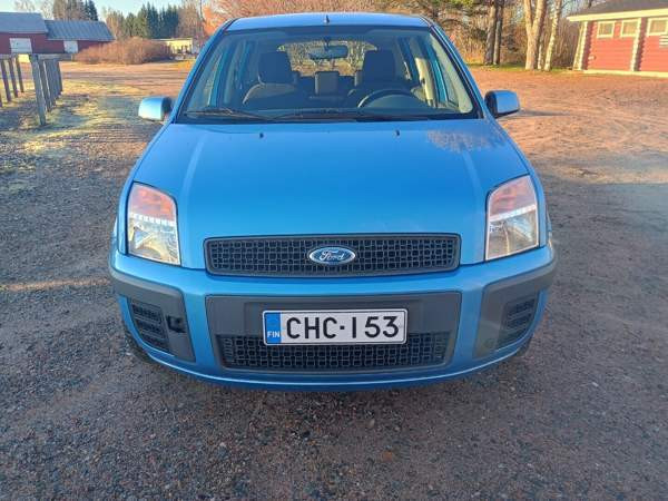 Ford Fusion Rovaniemi - valokuva 4