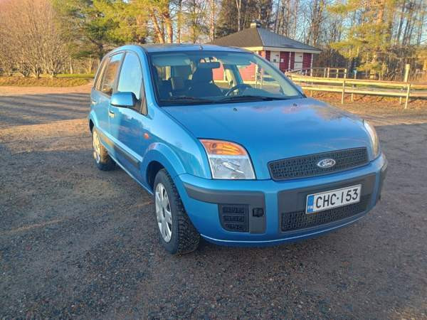 Ford Fusion Rovaniemi - valokuva 1