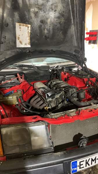 Mercedes-Benz 200 Vimpeli - valokuva 3