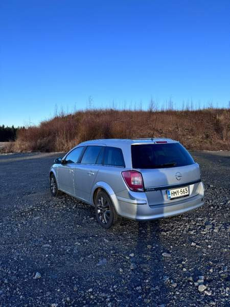 Opel Astra Jyvaeskylae - photo 2