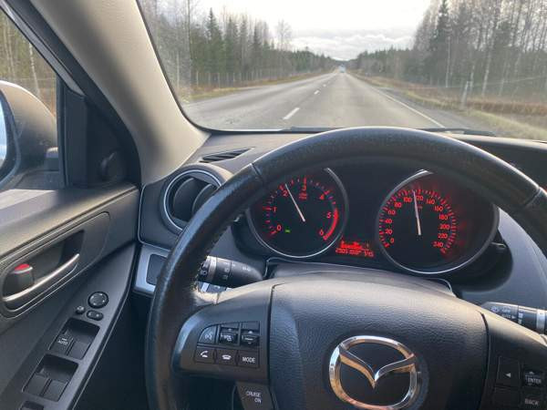 Mazda 3 Ювяскюля - изображение 2