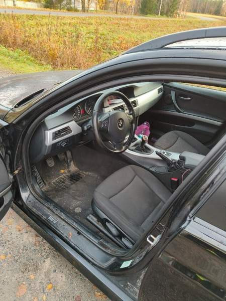 BMW 320 Nivala - valokuva 4