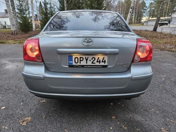 Toyota Avensis Миккели - изображение 3