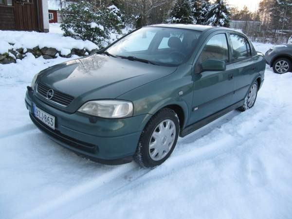 Opel Astra Haemeenlinna - photo 1