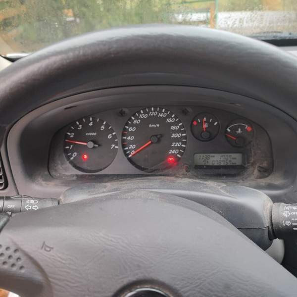 Nissan Almera Punkaharju - valokuva 7