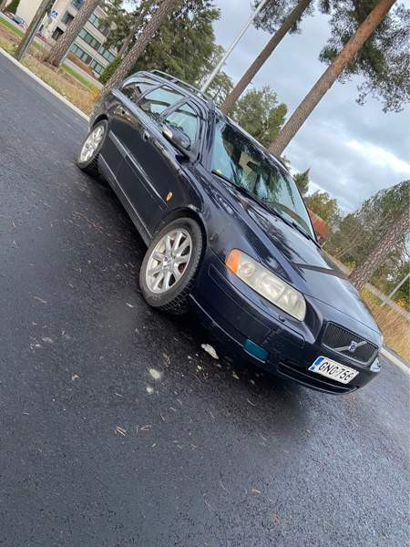 Volvo V70 Naantali - valokuva 2