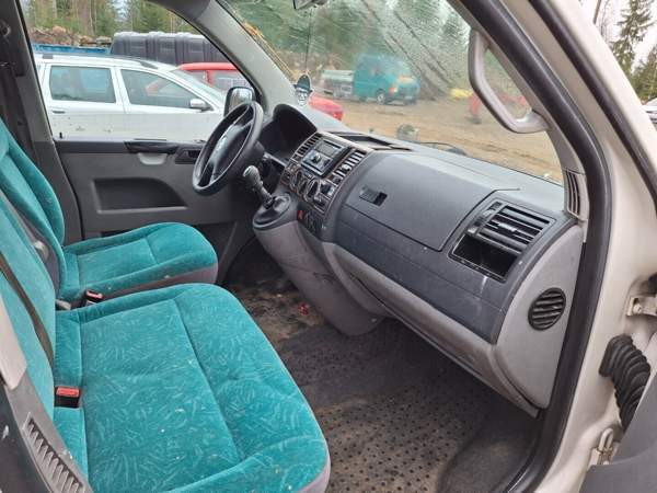 Volkswagen Transporter Tuulos - valokuva 6