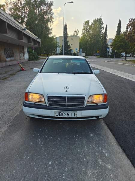 Mercedes-Benz C Glebychevo – foto 1