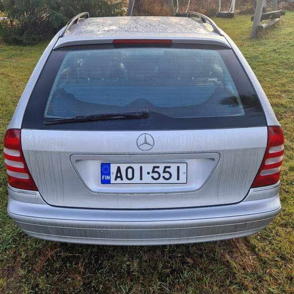 Mercedes-Benz C Soini - valokuva 4
