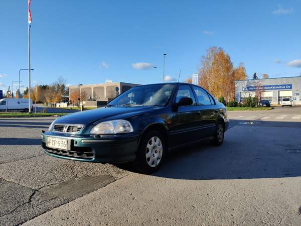 Honda Civic Helsinki - valokuva 3
