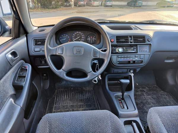 Honda Civic Helsinki - valokuva 7