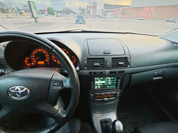 Toyota Avensis Chukotskiy Avtonomnyy Okrug - valokuva 7