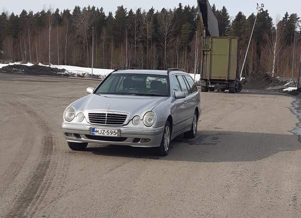 Mercedes-Benz E Macau – foto 1