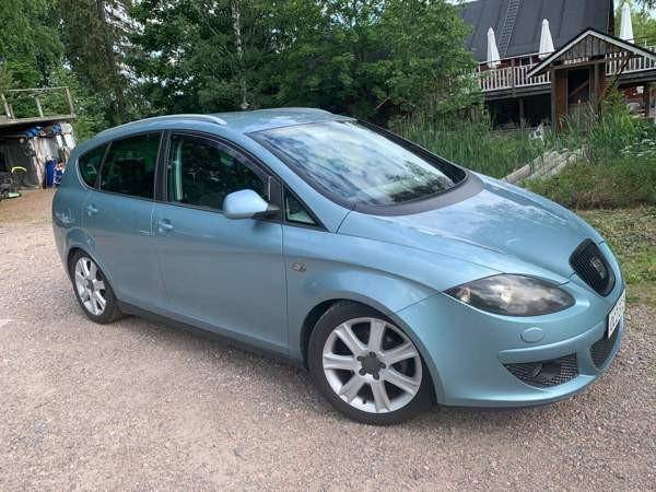 Seat Altea XL Espoo - valokuva 1