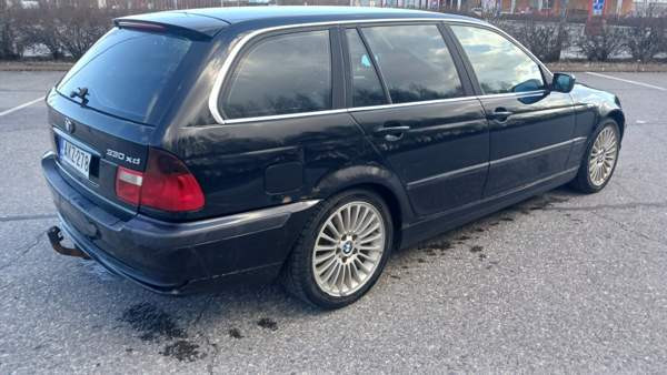 BMW 330 Kontiolahti - valokuva 3