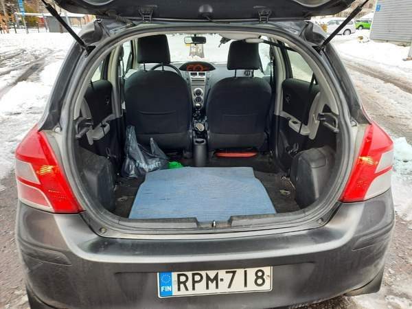 Toyota Yaris Тампере - изображение 7
