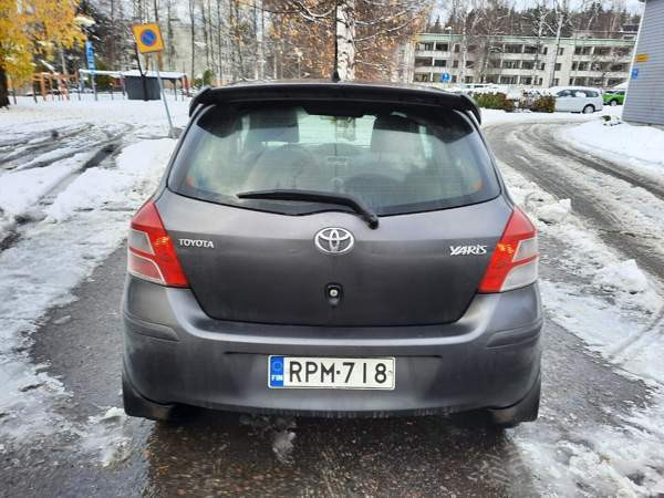Toyota Yaris Тампере - изображение 6