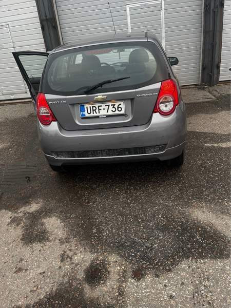 Chevrolet Aveo Райсио - изображение 8