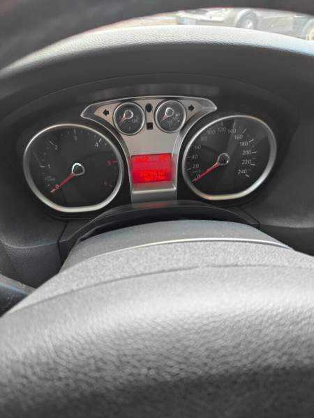 Ford Focus Tuusula - valokuva 7