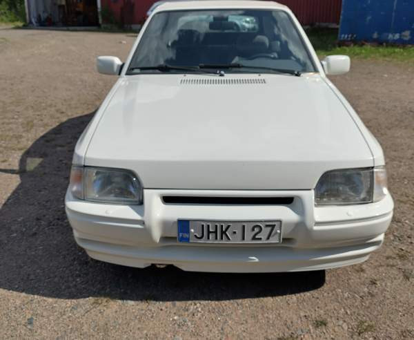 Ford Escort Haemeenlinna - photo 2