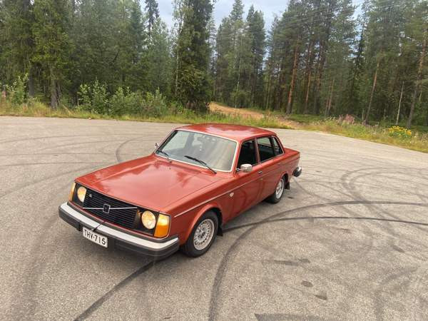 Volvo 244 Sodankylä - valokuva 1