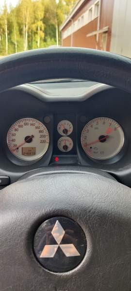 Mitsubishi Outlander Merikarvia – foto 7