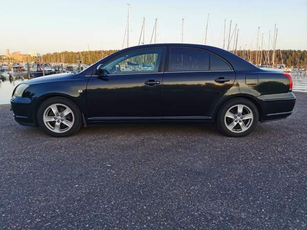 Toyota Avensis Helsinki - photo 2
