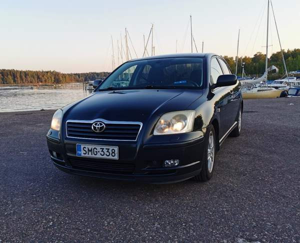Toyota Avensis Helsinki - photo 1
