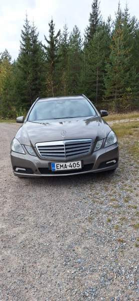Mercedes-Benz E Kangasniemi - изображение 1