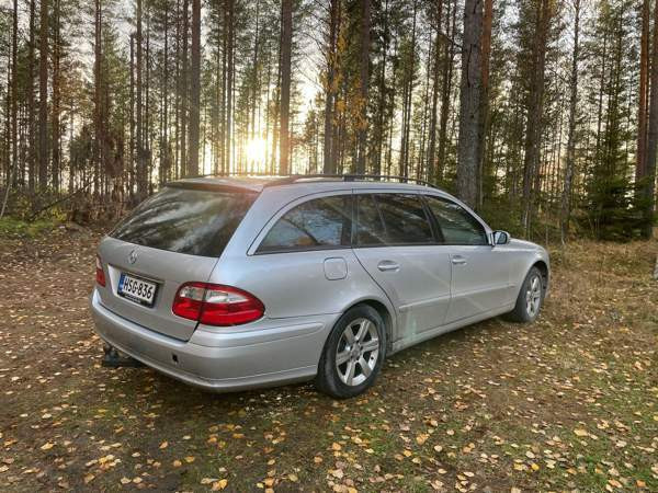 Mercedes-Benz 220 Tuusniemi - valokuva 2