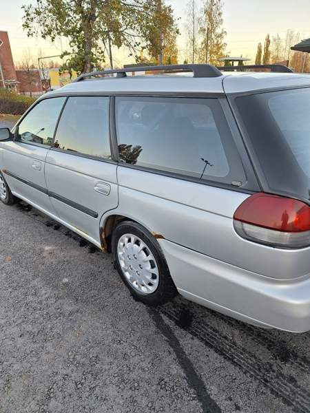 Subaru Legacy Тампере - изображение 7