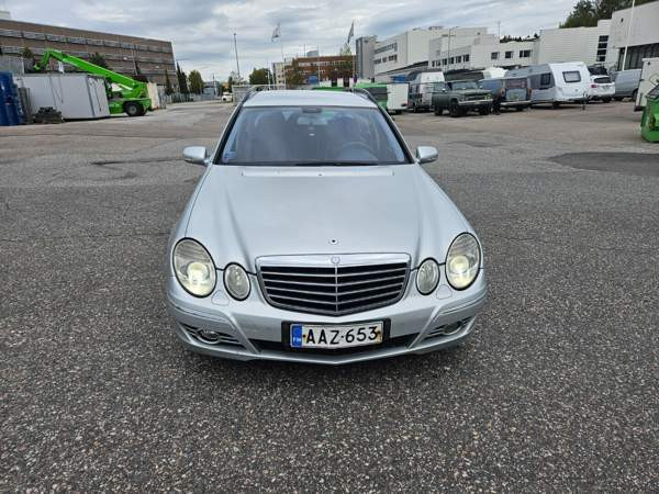 Mercedes-Benz 220 Helsinki - изображение 1