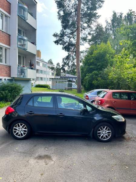 Toyota Auris Варкаус - изображение 4